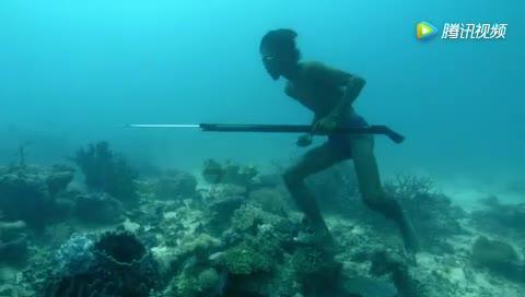 红海局势急剧升温 红海船只改道增加非洲港口压力